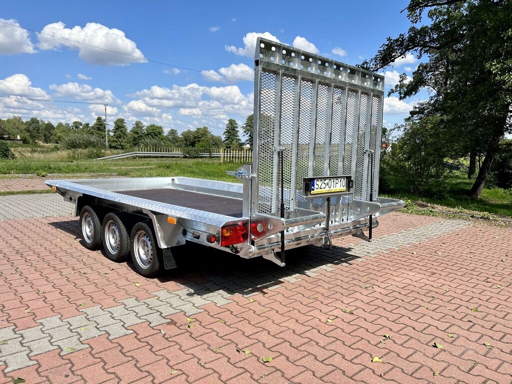 Wiola B3540 Max trzyosiowa przyczepa pod minikoparkę z trapem, DMC 3500 kg - obrazek 3