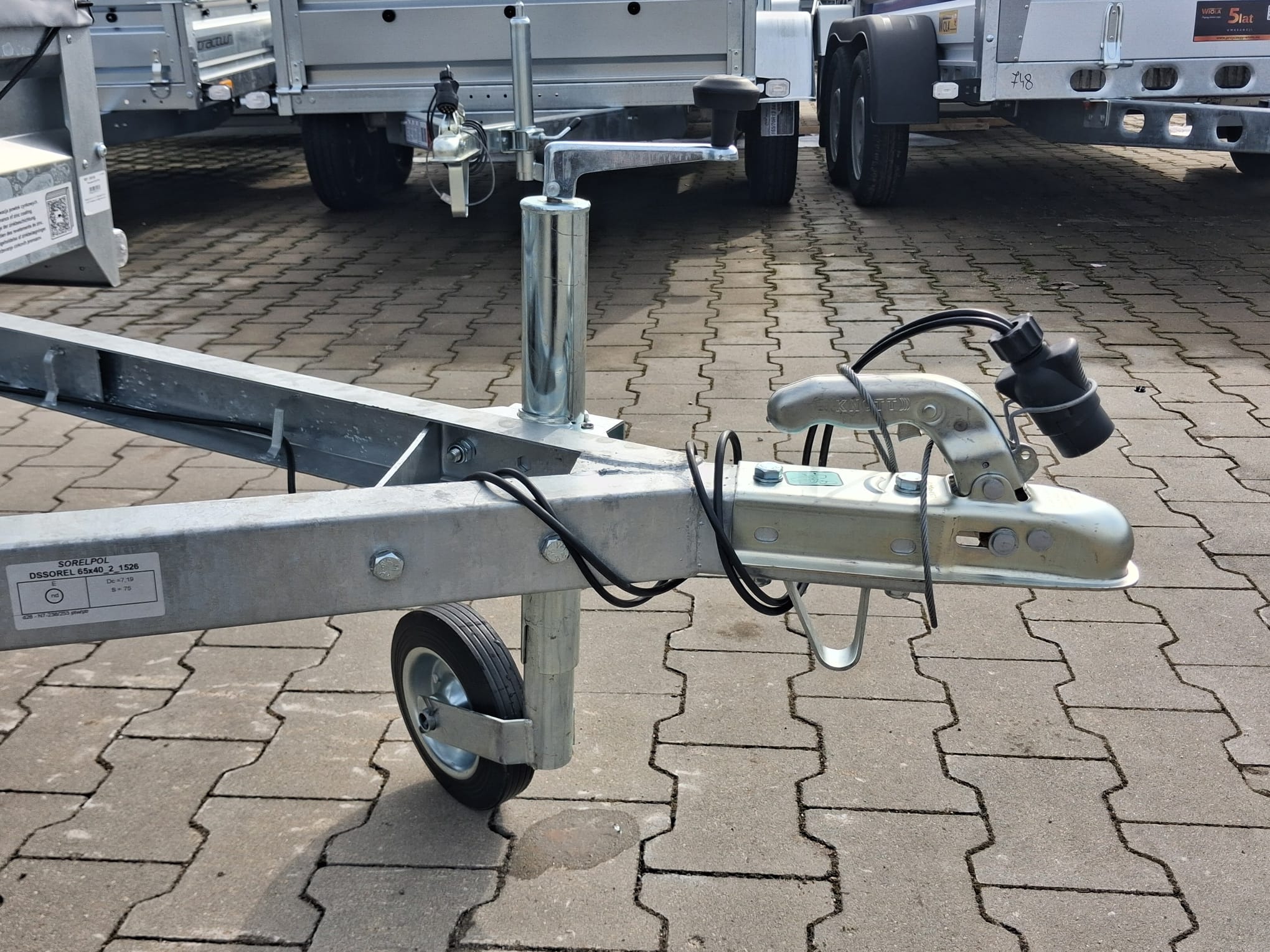 N7-236 ptw Neptun przyczepa jednoosiowa lekka ze stelażem i plandeką - obrazek 21