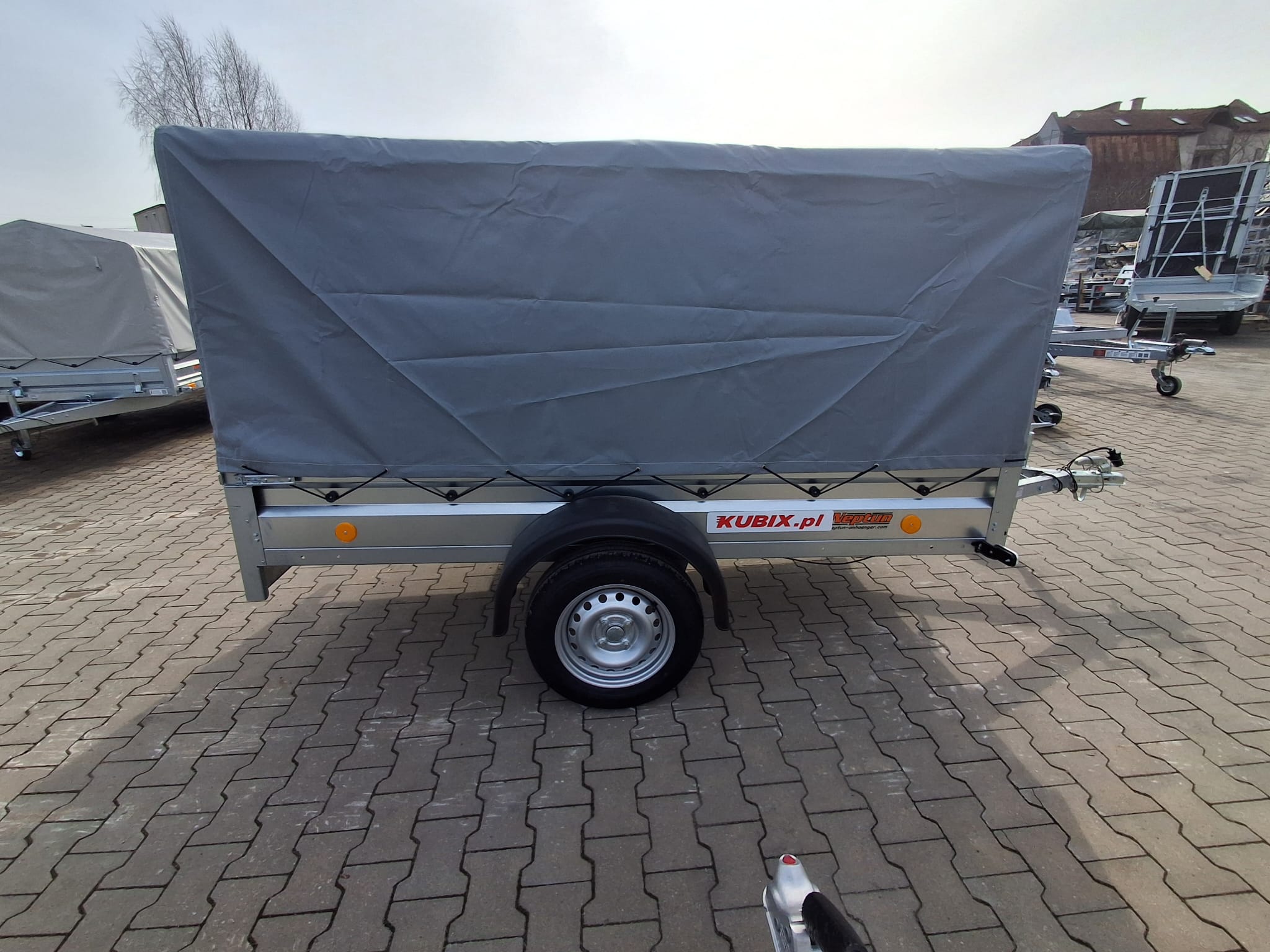 N7-236 ptw Neptun przyczepa jednoosiowa lekka ze stelażem i plandeką - obrazek 9