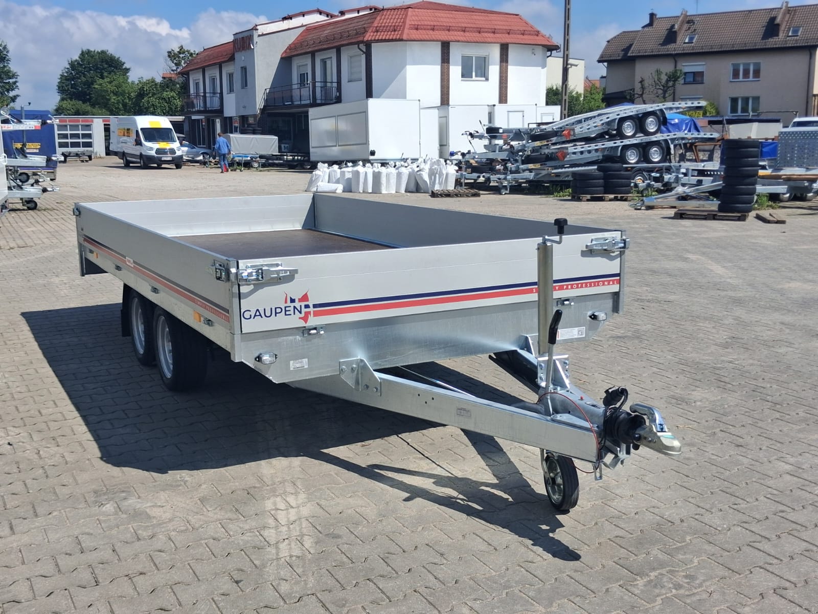 Przyczepa hamowana dwuosiowa Neptun GN259, N27-306 2 hl, DMC 2700kg, koła pod platformą - obrazek 20