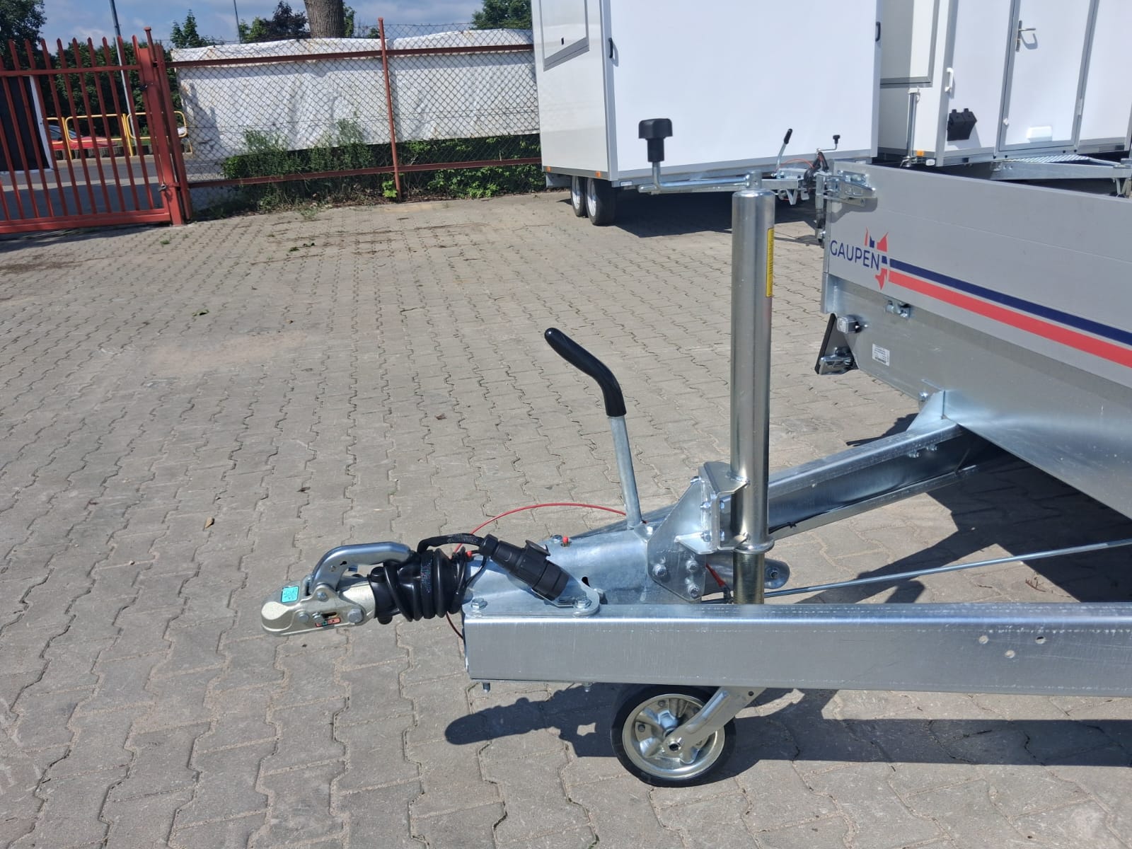 Przyczepa hamowana dwuosiowa Neptun GN259, N27-306 2 hl, DMC 2700kg, koła pod platformą - obrazek 13